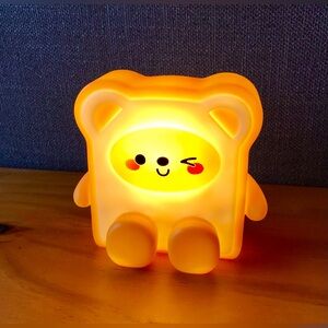 SMOKO Ellie Toast Bear Ambient Light Bedside Table Accent Lamp Cute Lighting